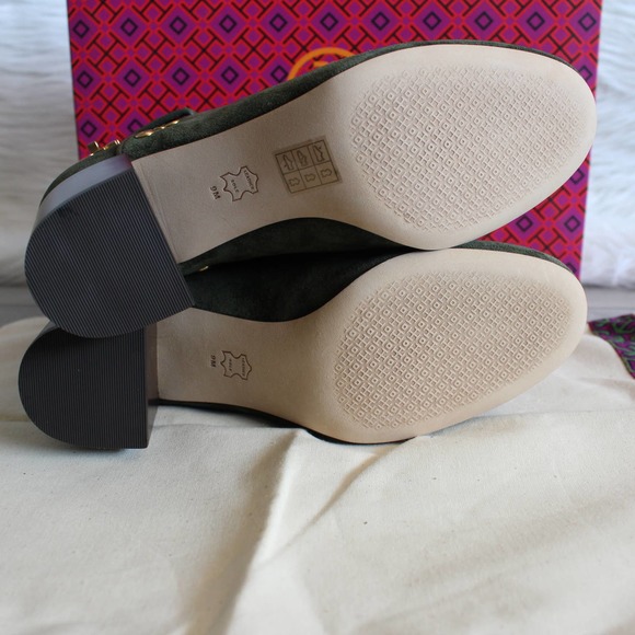 Tory Burch Kira Olive Green Suede Gold Stud Logo Ankle Bootie - Picture 9 of 17